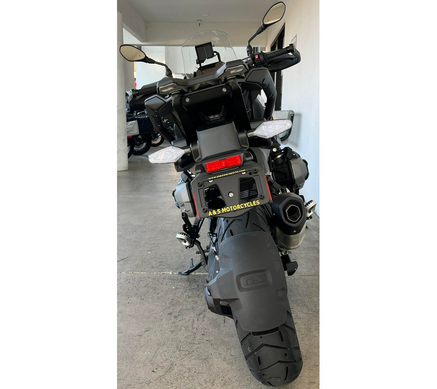 2025 BMW R1300GS