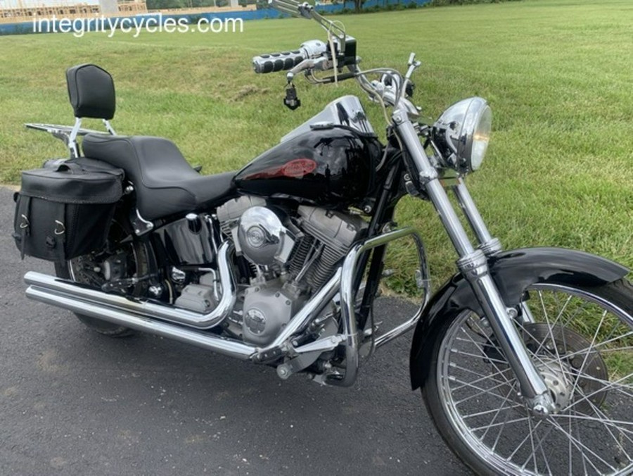 2001 Harley-Davidson® FXST - Softail® Standard