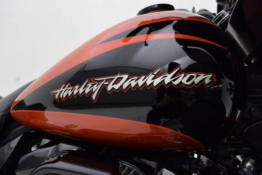 2017 Harley-Davidson® FLHXSE - CVO™ Street Glide®