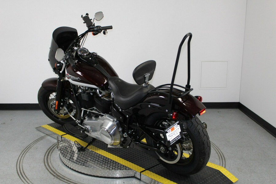 Harley-Davidson® Softail Slim® 2021 FLSL 068563N MIDNT CRIM/ STONE WASH WH P