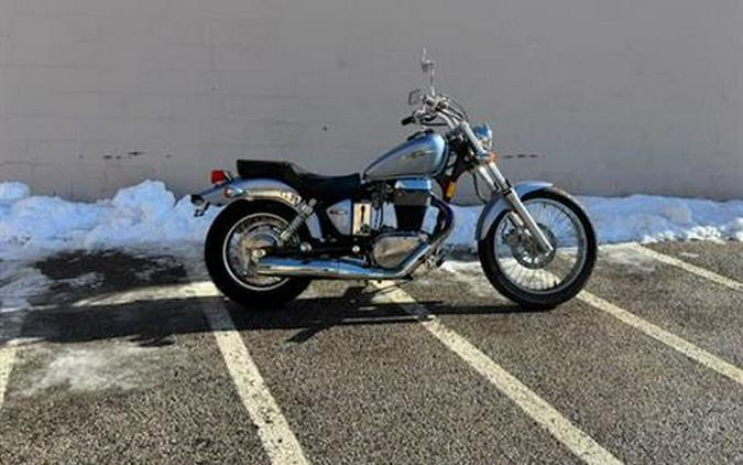 2006 Suzuki Boulevard S40