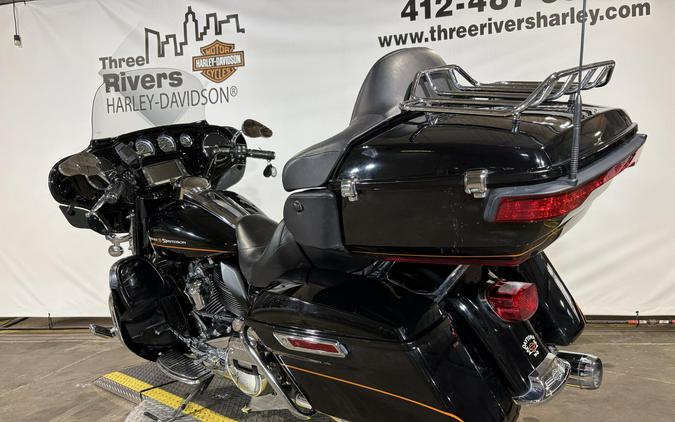 2017 Harley-Davidson Ultra Limited Vivid Black