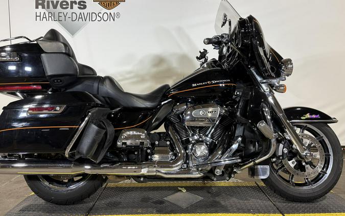 2017 Harley-Davidson Ultra Limited Vivid Black