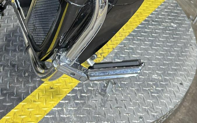 2017 Harley-Davidson Ultra Limited Vivid Black