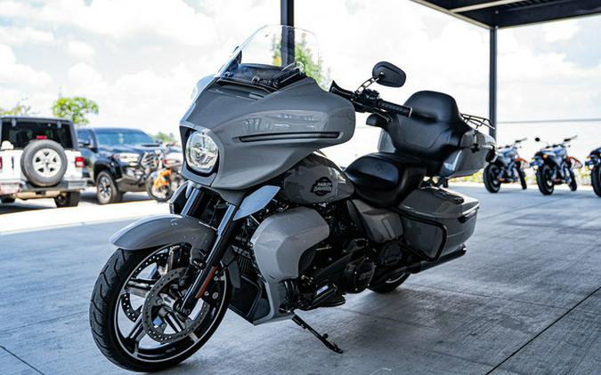2025 Harley-Davidson Street Glide FLHXU - Ultra