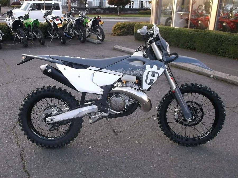 2024 Husqvarna® TE 300 Pro