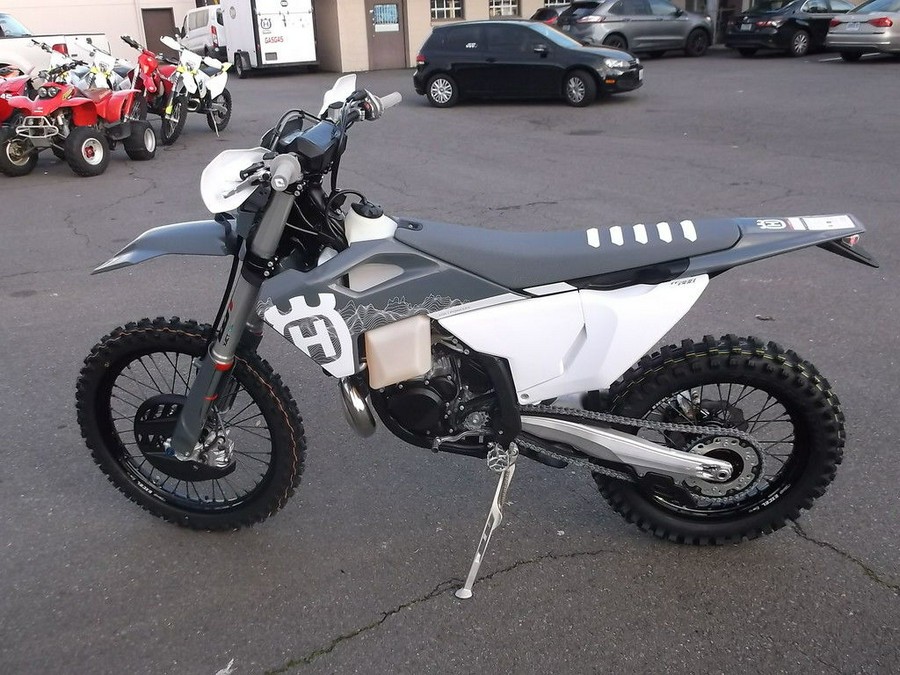 2024 Husqvarna® TE 300 Pro