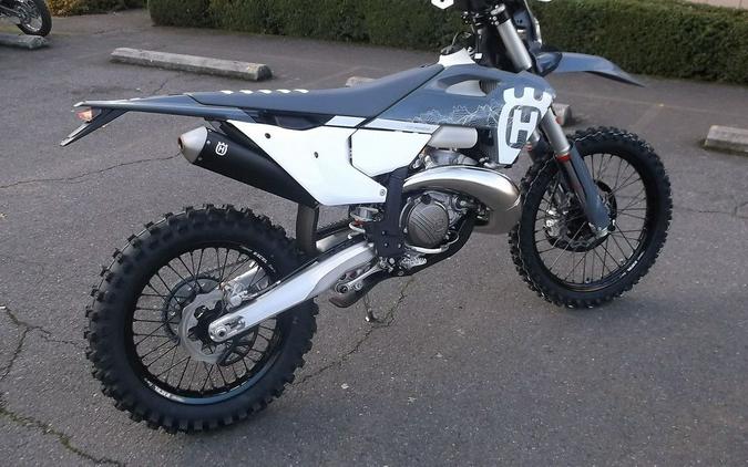 2024 Husqvarna® TE 300 Pro