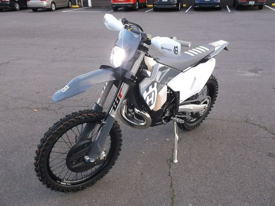 2024 Husqvarna® TE 300 Pro