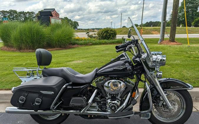 2006 Harley-Davidson Road King Classic Vivid Black