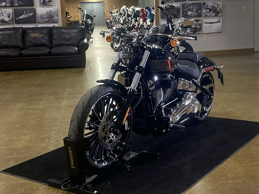 2024 Harley-Davidson Softail FXBR - Breakout