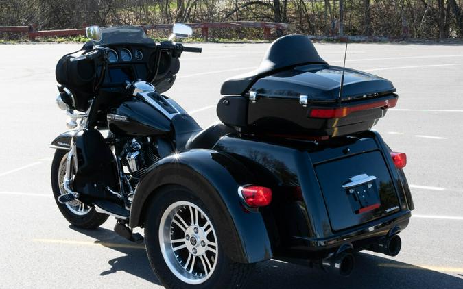 2021 Harley-Davidson Tri Glide Ultra FLHTCUTG
