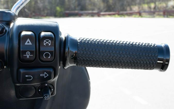 2021 Harley-Davidson Tri Glide Ultra FLHTCUTG