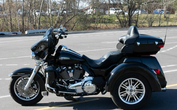 2021 Harley-Davidson Tri Glide Ultra FLHTCUTG