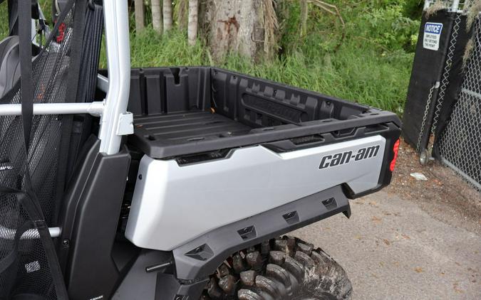 2024 Can-Am® Defender X mr HD10