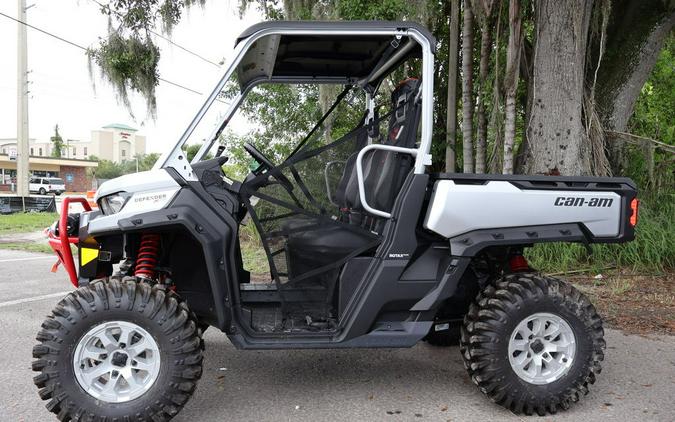 2024 Can-Am® Defender X mr HD10