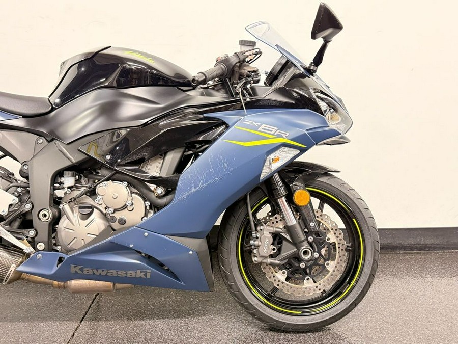 2023 Kawasaki Ninja® ZX™-6R Metallic Matte Twilight Blue/Metallic Diablo Black