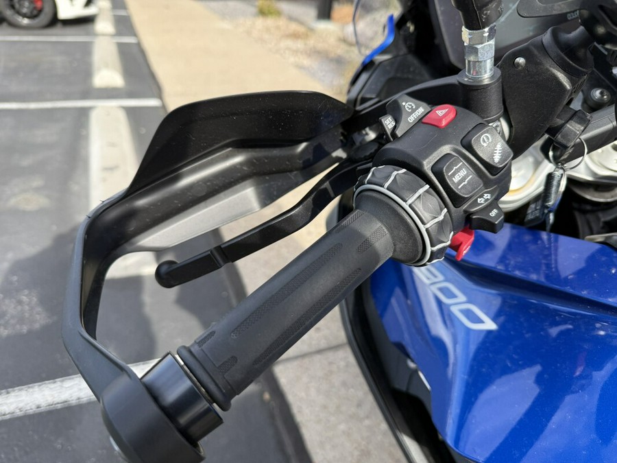 2023 BMW Motorrad F 900 XR