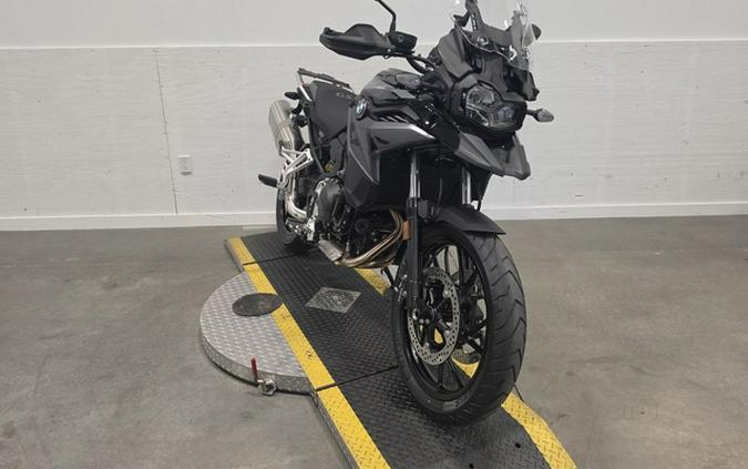 2026 BMW F 800 GS Triple Black 800 GS Light White