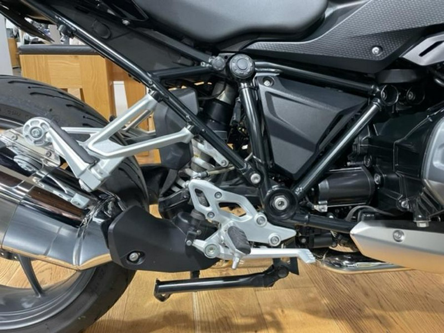 2020 BMW R 1250 RS Black Storm Metallic