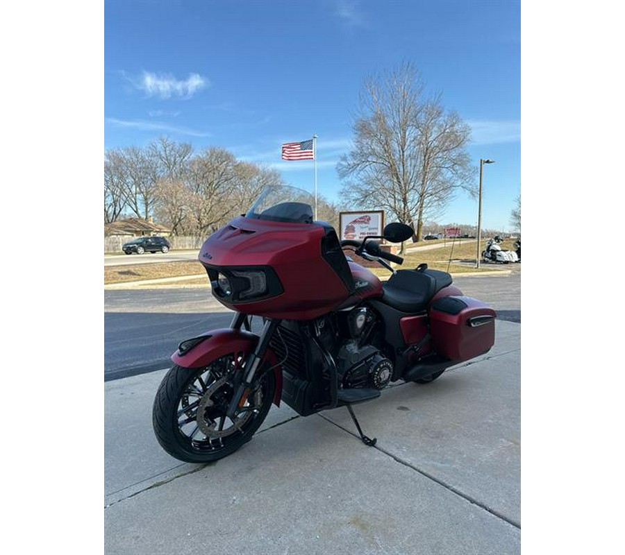 2024 Indian Motorcycle Challenger® Dark Horse® with PowerBand Audio Package