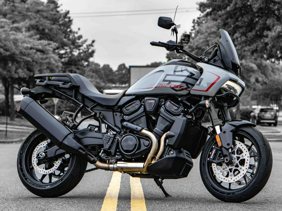 RA1250ST 2025 Pan America® 1250 ST