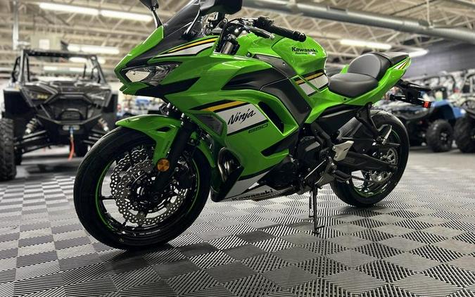 2025 Kawasaki Ninja® 650 KRT Edition ABS