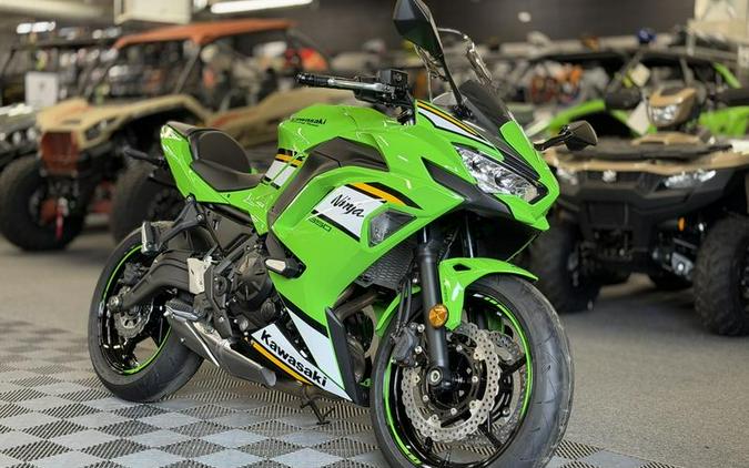 2025 Kawasaki Ninja® 650 KRT Edition ABS