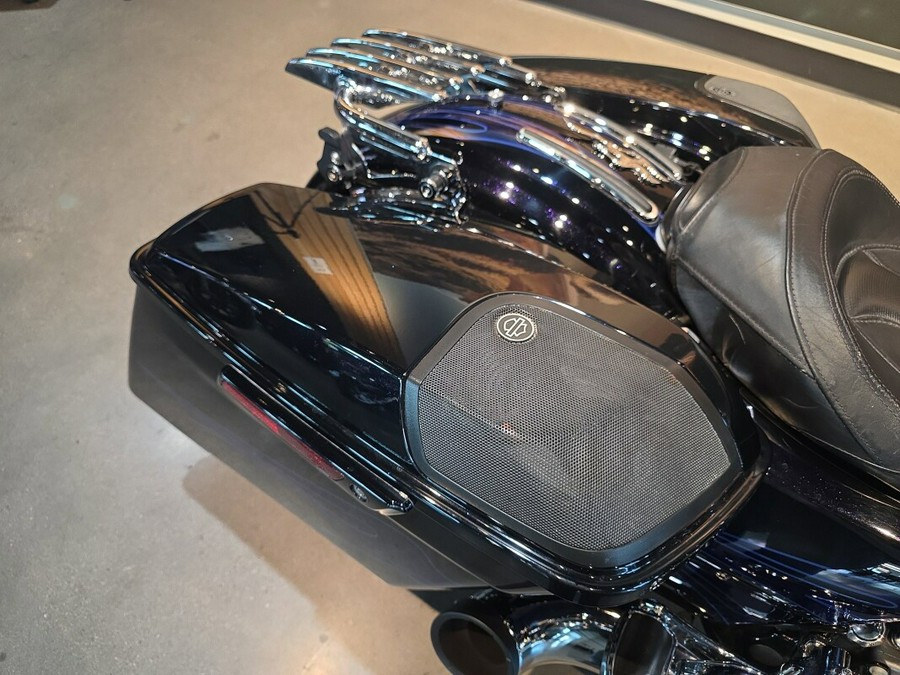 FLHXSE 2016 CVO™ Street Glide®