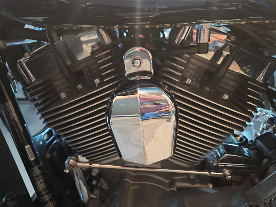 FLHXSE 2016 CVO™ Street Glide®