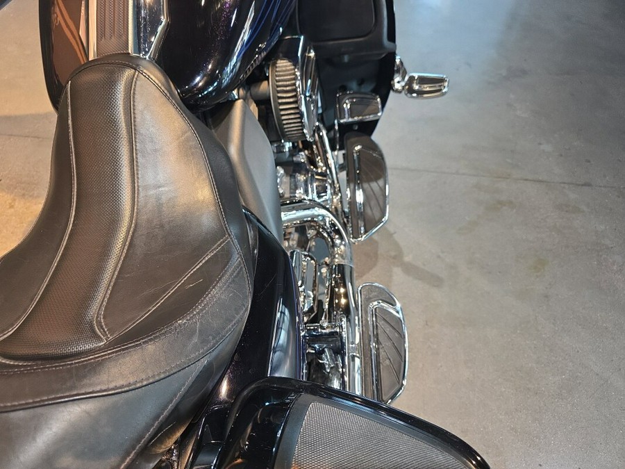 FLHXSE 2016 CVO™ Street Glide®