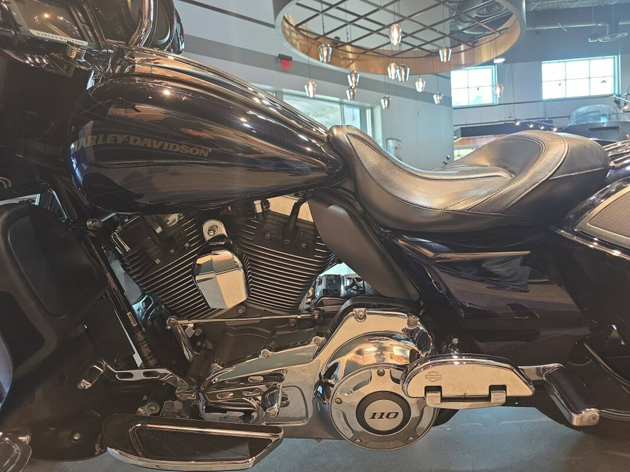 FLHXSE 2016 CVO™ Street Glide®