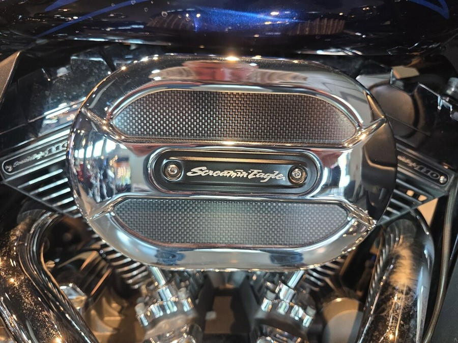 FLHXSE 2016 CVO™ Street Glide®