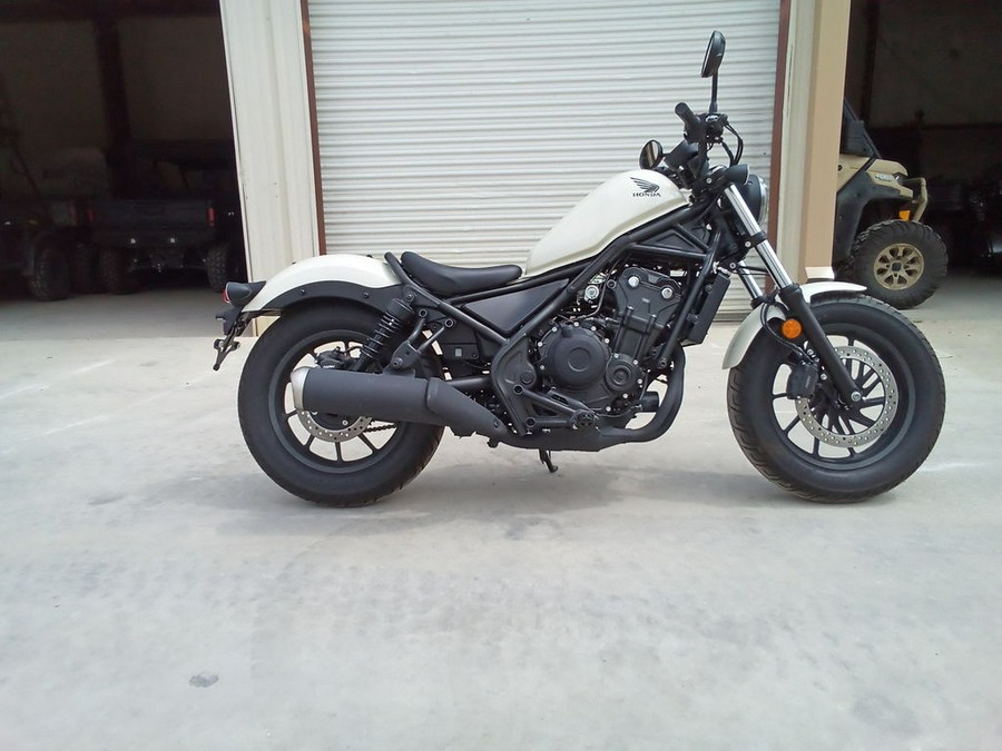2025 Honda Rebel® 500 ABS