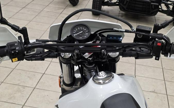 2026 Suzuki DR 650S