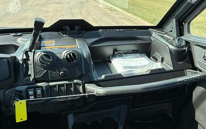 2026 Can-Am Defender DPS CAB HD10