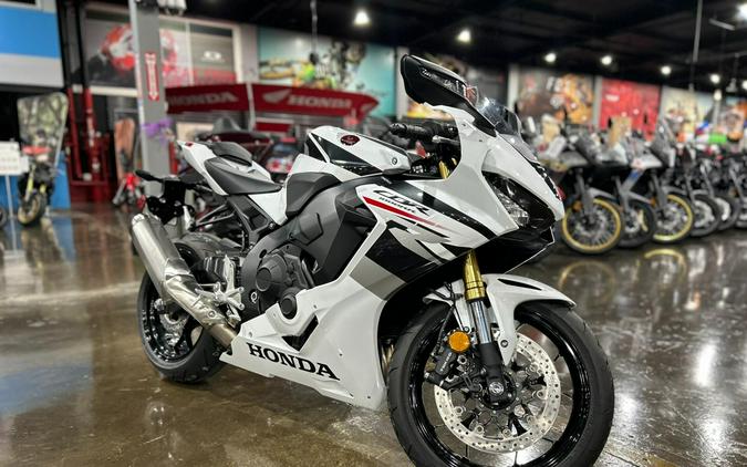 2027 Honda CBR1000RR