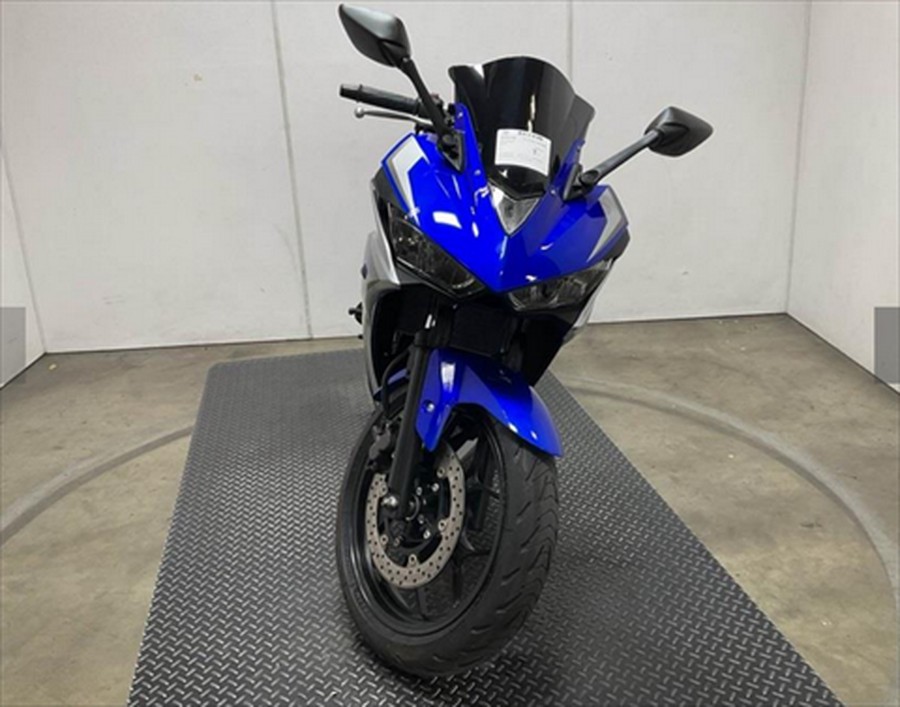 2016 Yamaha YZF-R3