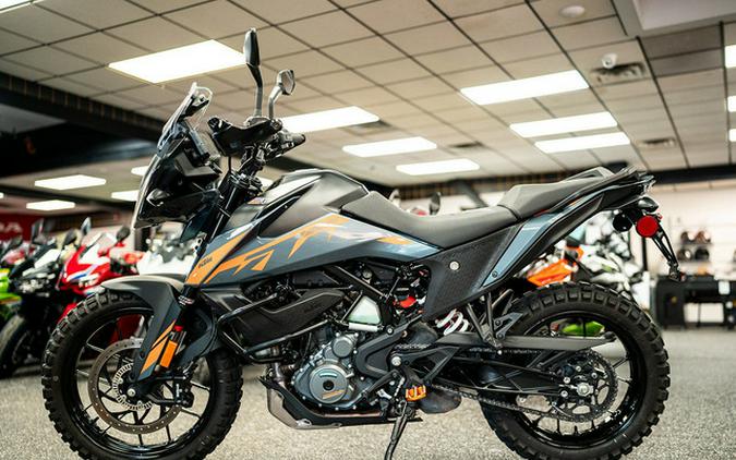 2022 KTM Adventure 390
