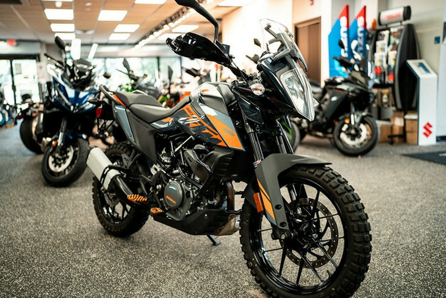 2022 KTM Adventure 390