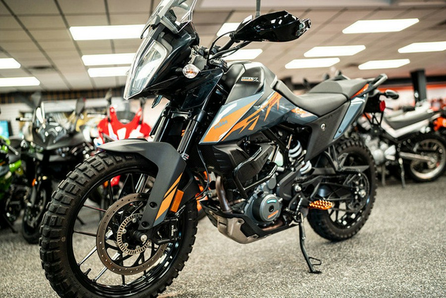 2022 KTM Adventure 390