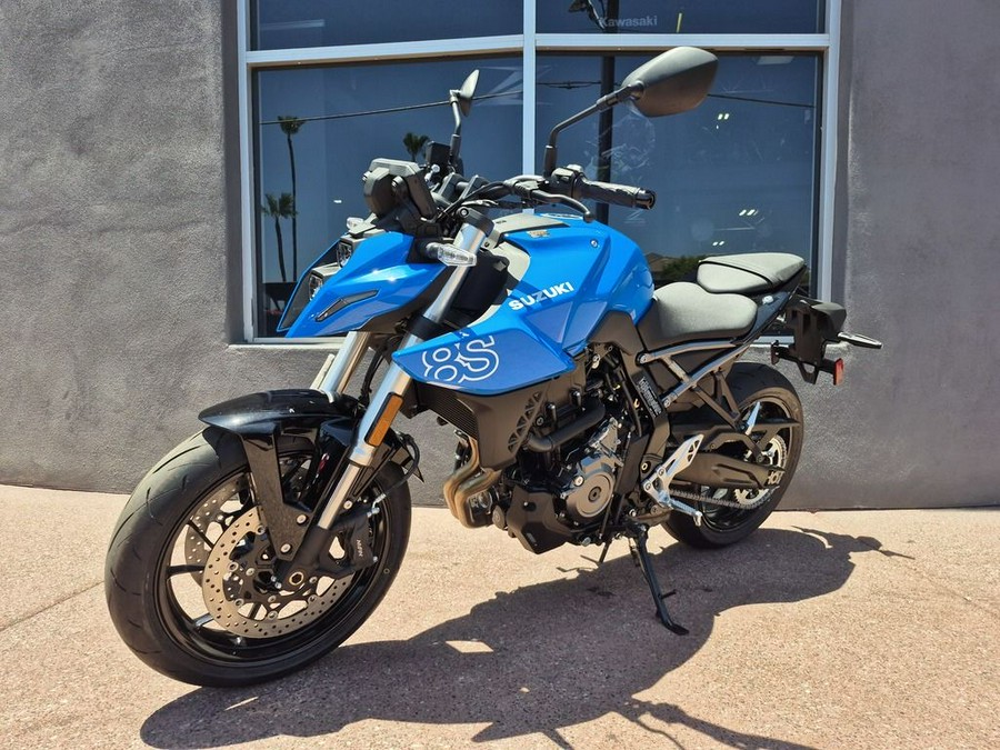 2025 Suzuki GSX-8S