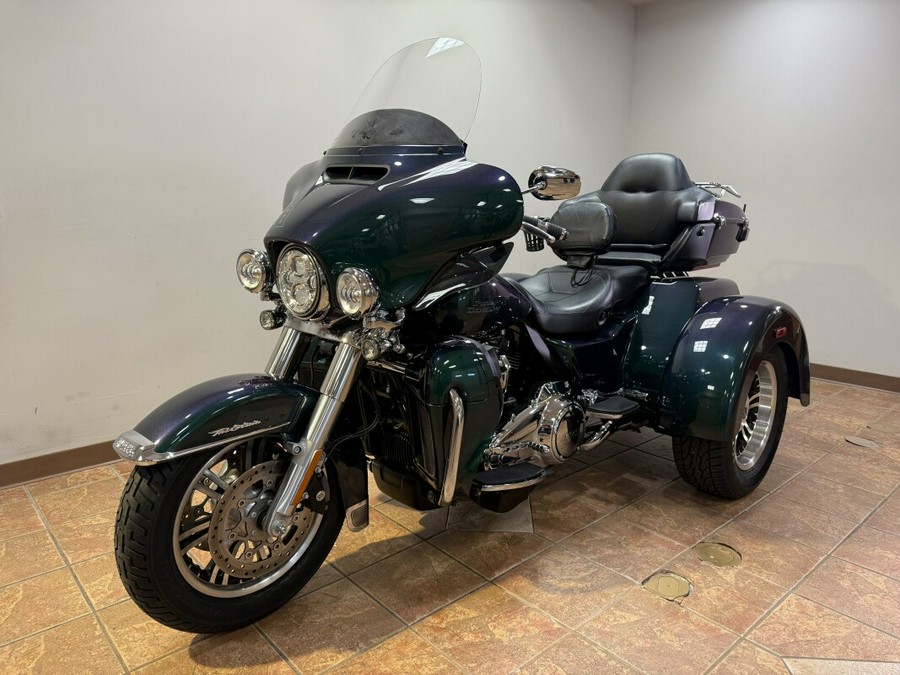 2021 FLHTCUTG Tri Glide® Ultra