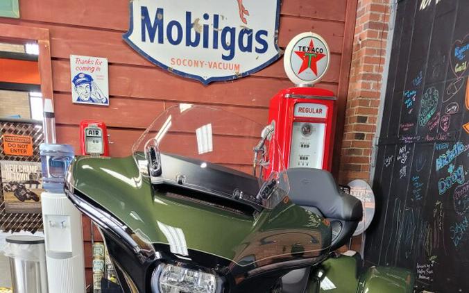 2026 Harley-Davidson® Street Glide 3 Limited Olive Steel Metallic / Vivid Black Black Trim