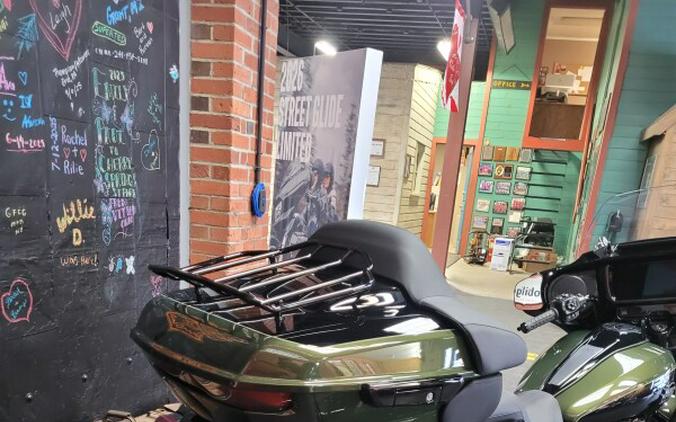 2026 Harley-Davidson® Street Glide 3 Limited Olive Steel Metallic / Vivid Black Black Trim