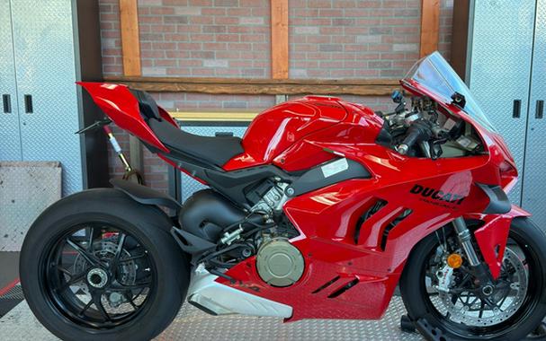 2023 Ducati Panigale V4
