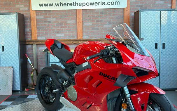 2023 Ducati Panigale V4