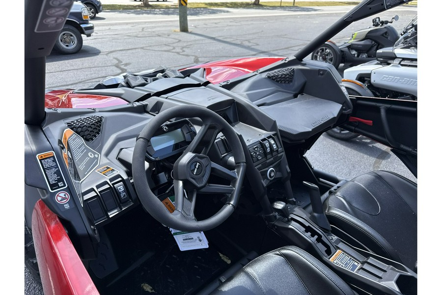 2025 Can-Am Maverick X3 DS TURBO - RED / SILVER