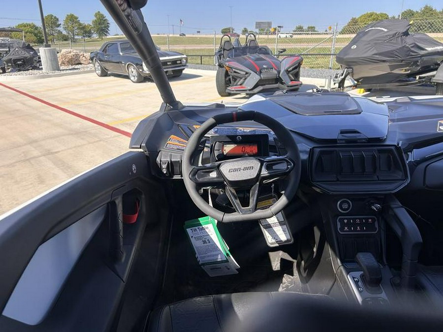 2025 Can-Am® Maverick R Max 999T DCT