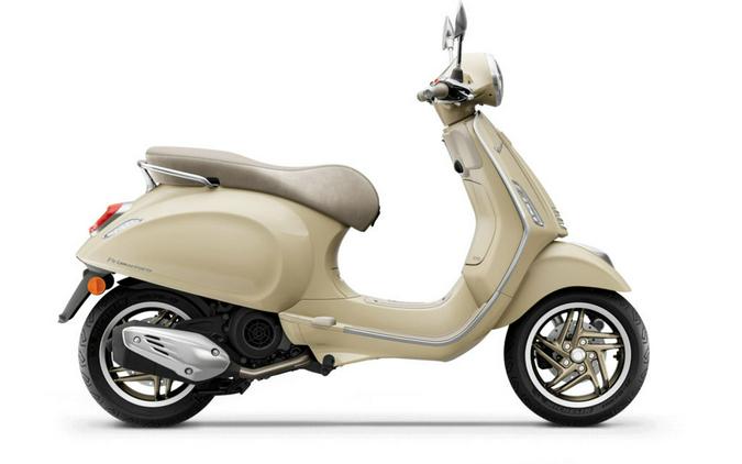 0 Vespa Primavera 150 S - Giallo Disinvolto - Dual Disc Brake / Keyless